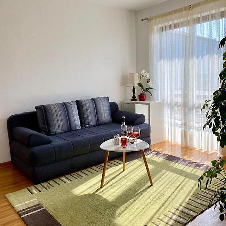 Apartmani Mia Zambratija  Esterno foto