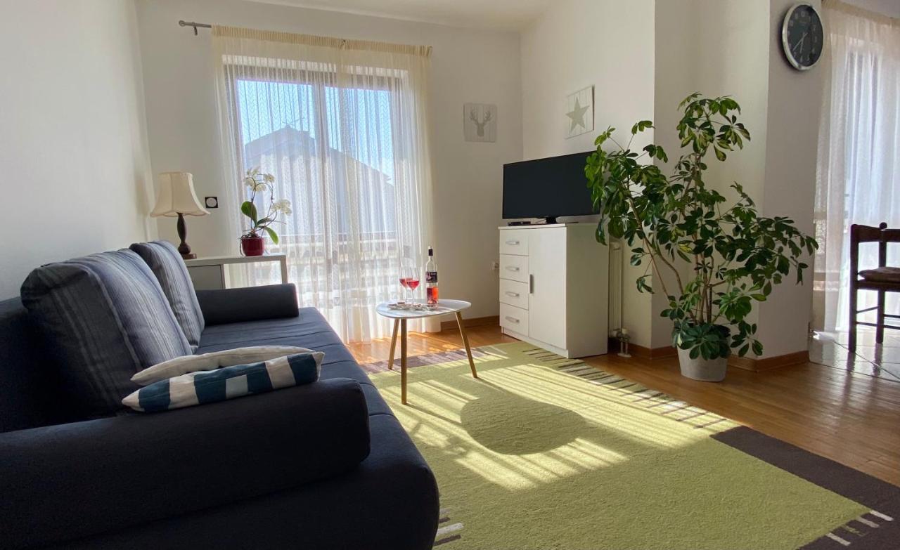 Apartmani Mia Zambratija  Esterno foto