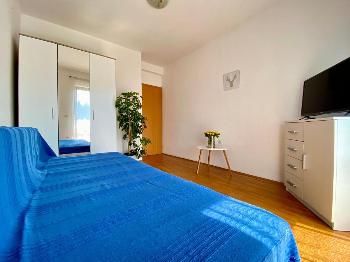 Apartmani Mia Zambratija  Esterno foto